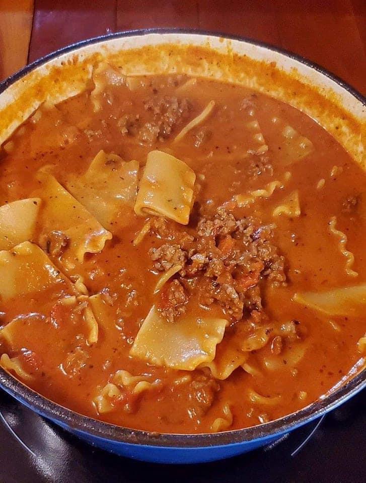 One Pot Lasagna Soup - Easy Recipes